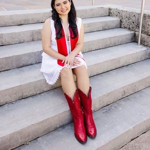 { ARIAT } Heritage Red Leather Western Boots